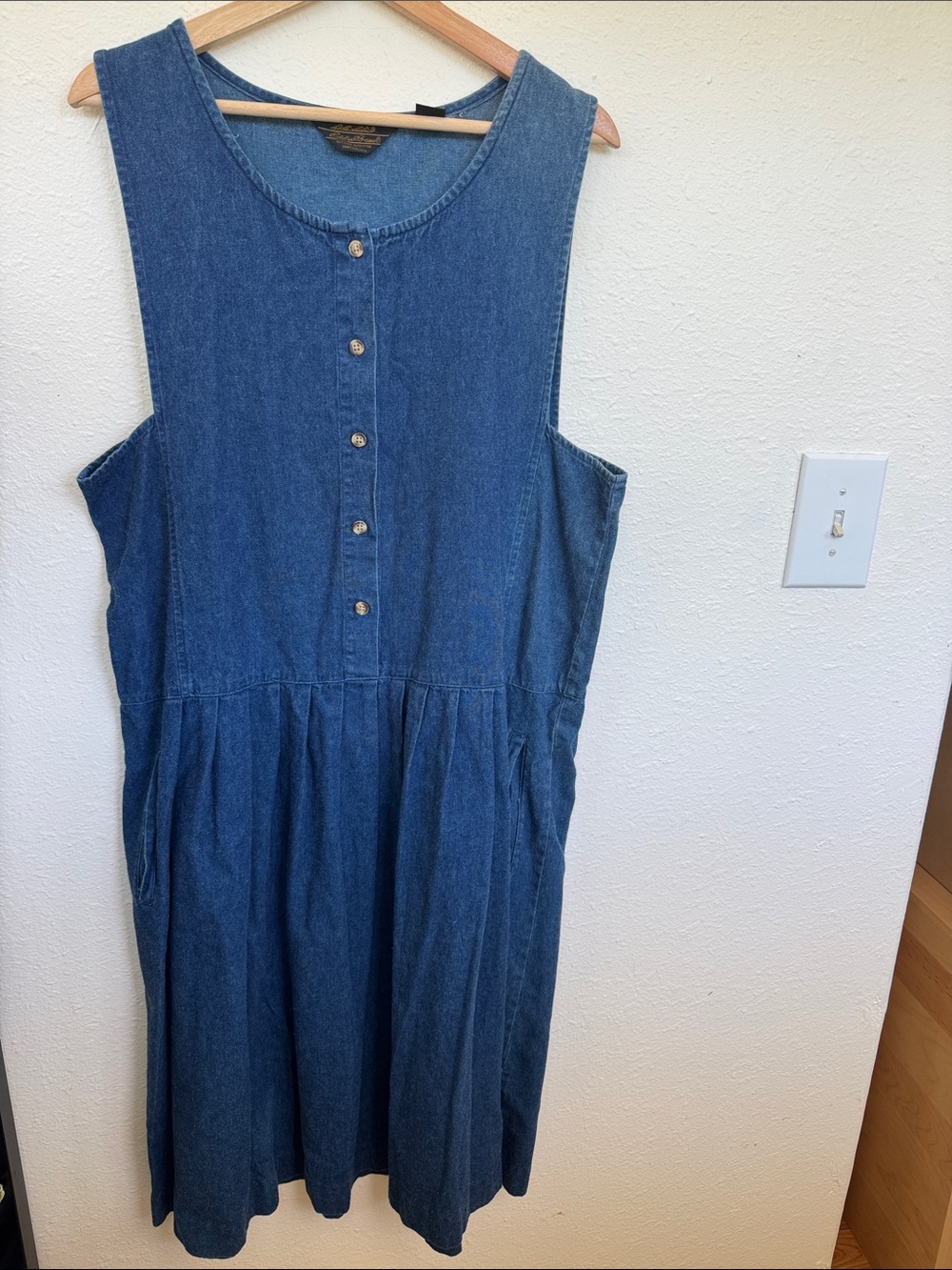 Eddie Bauer Vintage Denim Jumper Dress Size L 100% Cotton Button Front Garden - Picture 2 of 8